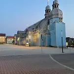 Großzügige Souterrainwohnung In Historischer Stadtvilla Im Herzen Zellerfelds