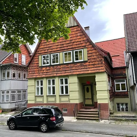 Grosszuegige Souterrainwohnung In Historischer Stadtvilla Im Herzen Zellerfelds