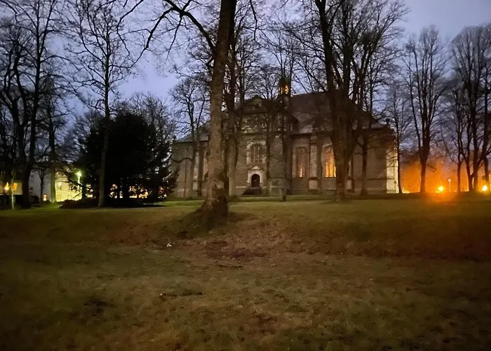 Großzügige Souterrainwohnung In Historischer Stadtvilla Im Herzen Zellerfelds Clausthal-Zellerfeld